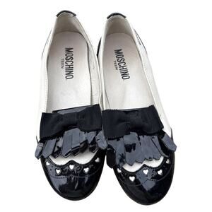Moschino Girls White & Black Flats 33 EU 1 US Hassle Loafer Bow Heart 9 Year Old